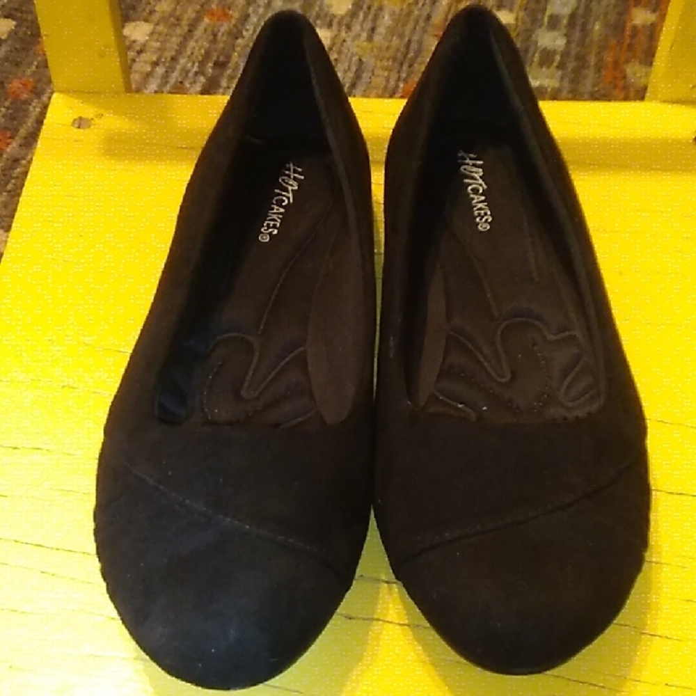 Hot Cakes Black Suede Flats